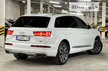 Внедорожник / Кроссовер Audi Q7 2015 в Одессе