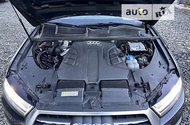 Внедорожник / Кроссовер Audi Q7 2016 в Луцке