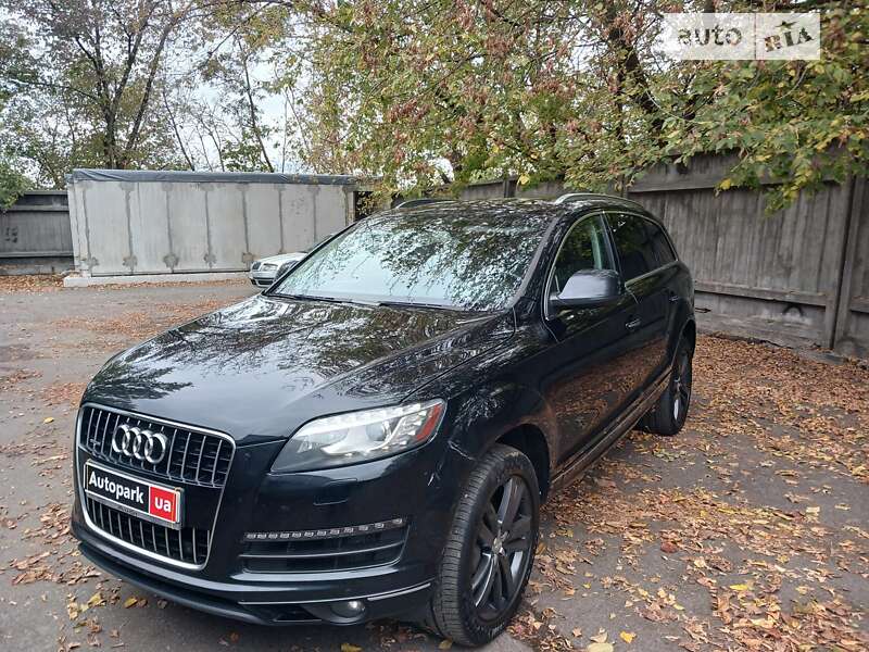 Позашляховик / Кросовер Audi Q7 2013 в Києві