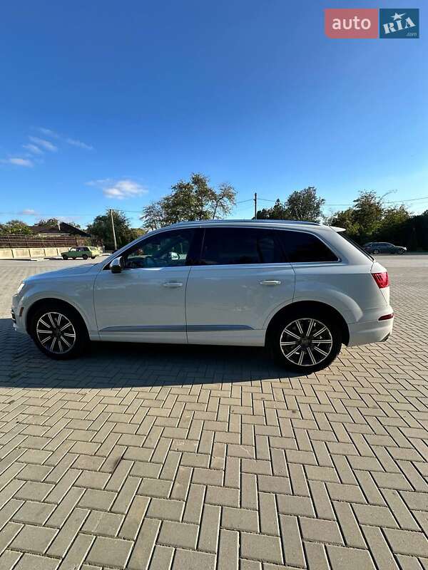 Позашляховик / Кросовер Audi Q7 2016 в Болграді фото 5 Позашляховик / Кросовер Audi Q7 2016 в Болграді
