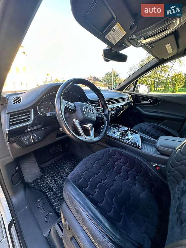 Позашляховик / Кросовер Audi Q7 2016 в Болграді фото 13 Позашляховик / Кросовер Audi Q7 2016 в Болграді