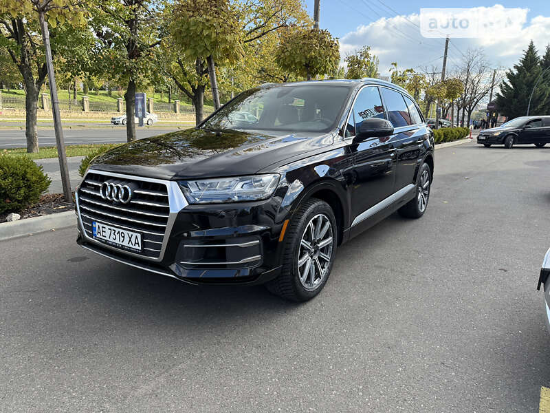 Внедорожник / Кроссовер Audi Q7 2019 в Одессе