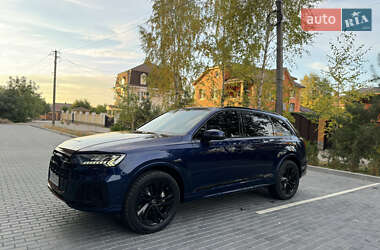 Позашляховик / Кросовер Audi Q7 2022 в Києві