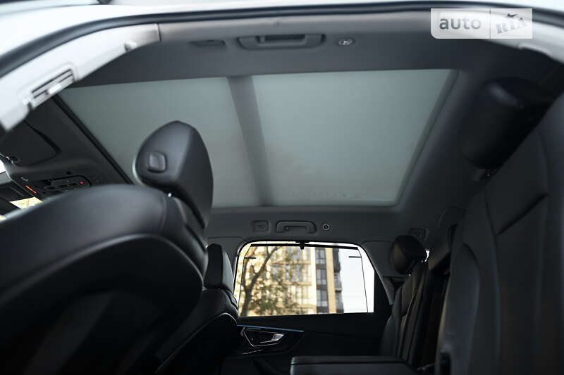 Внедорожник / Кроссовер Audi Q7 2018 в Ужгороде