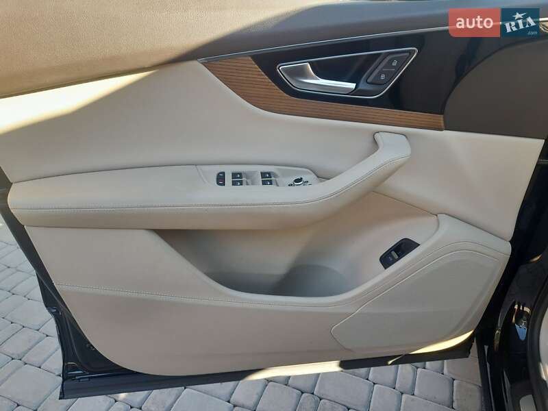 Внедорожник / Кроссовер Audi Q7 2017 в Первомайске фото 24 Внедорожник / Кроссовер Audi Q7 2017 в Первомайске