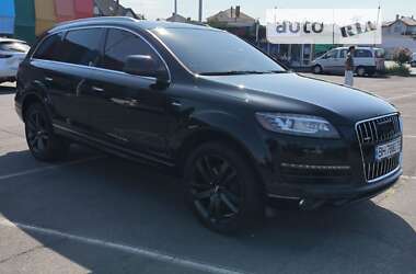 Внедорожник / Кроссовер Audi Q7 2014 в 
