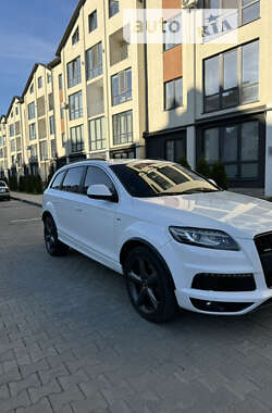 Внедорожник / Кроссовер Audi Q7 2011 в Черновцах