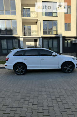 Внедорожник / Кроссовер Audi Q7 2011 в Черновцах