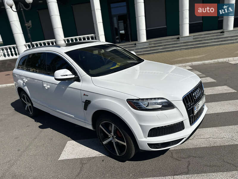 Позашляховик / Кросовер Audi Q7 2011 в Черкасах