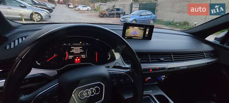 Позашляховик / Кросовер Audi Q7 2017 в Києві