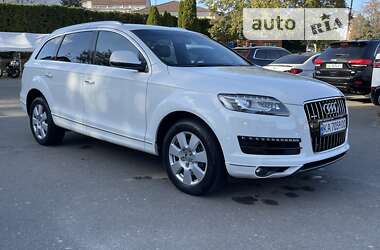 Позашляховик / Кросовер Audi Q7 2013 в Києві