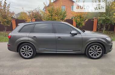 Позашляховик / Кросовер Audi Q7 2020 в Києві