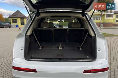 Внедорожник / Кроссовер Audi Q7 2018 в 