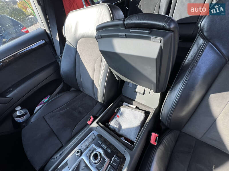 Внедорожник / Кроссовер Audi Q7 2013 в Киеве