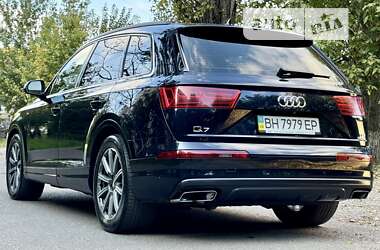 Позашляховик / Кросовер Audi Q7 2017 в Одесі