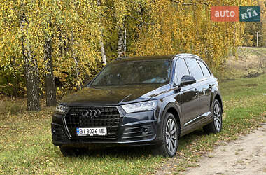 Позашляховик / Кросовер Audi Q7 2017 в Києві