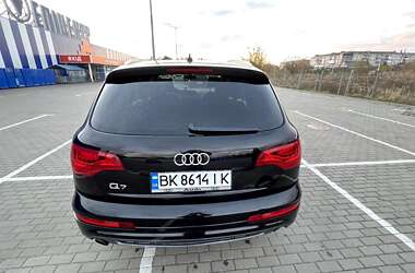 Позашляховик / Кросовер Audi Q7 2010 в Дубні