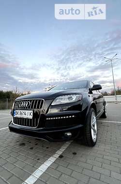 Позашляховик / Кросовер Audi Q7 2010 в Дубні