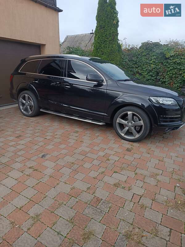 Позашляховик / Кросовер Audi Q7 2014 в Бородянці