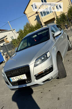 Позашляховик / Кросовер Audi Q7 2011 в Києві