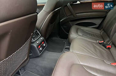 Внедорожник / Кроссовер Audi Q7 2014 в 