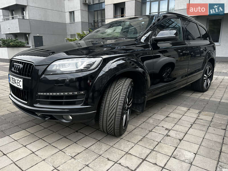 Позашляховик / Кросовер Audi Q7 2013 в Дніпрі