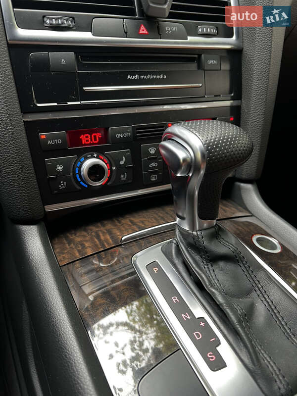 Позашляховик / Кросовер Audi Q7 2013 в Дніпрі