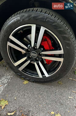 Позашляховик / Кросовер Audi Q7 2013 в 