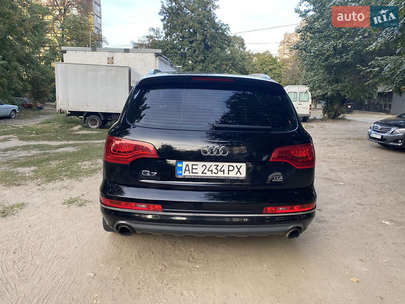 Позашляховик / Кросовер Audi Q7 2014 в Дніпрі фото 11 Позашляховик / Кросовер Audi Q7 2014 в Дніпрі