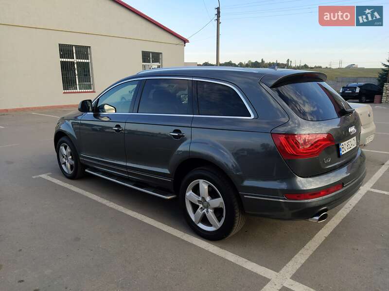 Внедорожник / Кроссовер Audi Q7 2013 в Тернополе