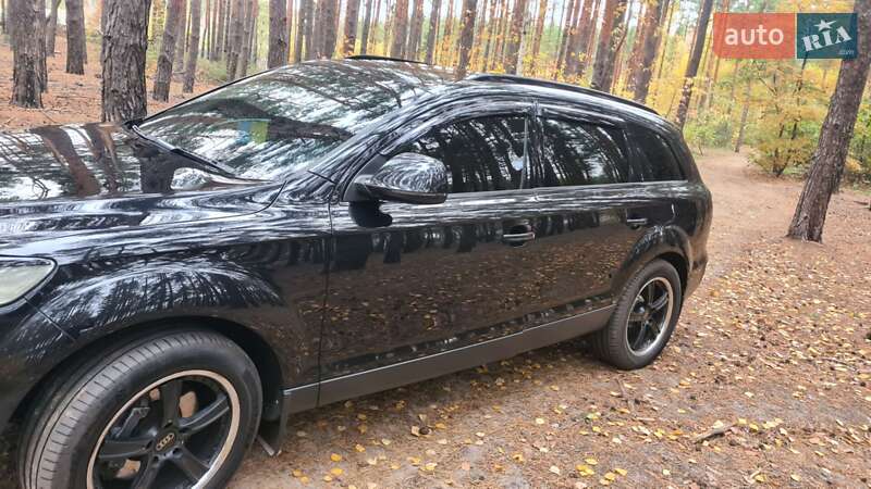 Позашляховик / Кросовер Audi Q7 2007 в Ірпені