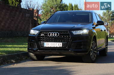 Внедорожник / Кроссовер Audi Q7 2018 в Ровно