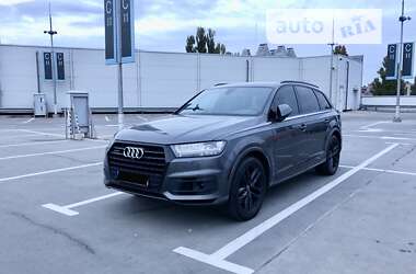 Позашляховик / Кросовер Audi Q7 2018 в Києві