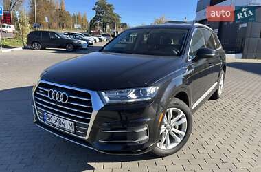 Внедорожник / Кроссовер Audi Q7 2016 в Ровно