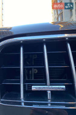 Внедорожник / Кроссовер Audi Q7 2011 в 