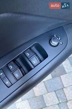 Внедорожник / Кроссовер Audi Q7 2011 в 