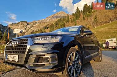 Внедорожник / Кроссовер Audi Q7 2018 в 