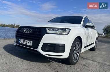 Позашляховик / Кросовер Audi Q7 2018 в Дніпрі