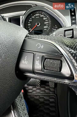 Позашляховик / Кросовер Audi Q7 2013 в 