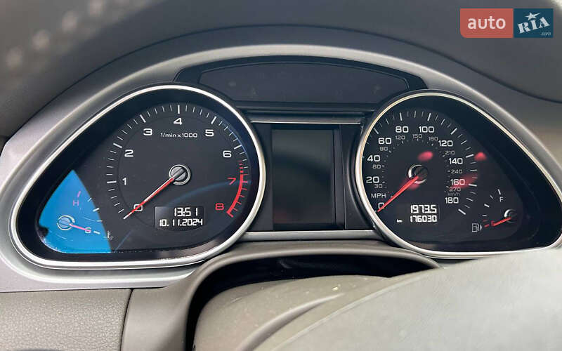 Позашляховик / Кросовер Audi Q7 2014 в Чернівцях