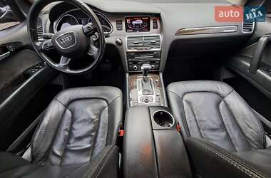 Внедорожник / Кроссовер Audi Q7 2011 в 