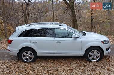 Позашляховик / Кросовер Audi Q7 2015 в Умані