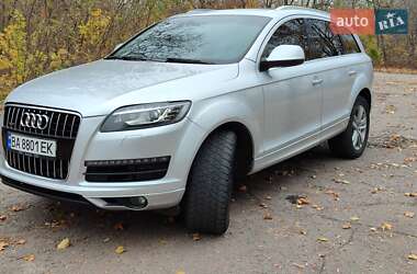 Позашляховик / Кросовер Audi Q7 2010 в Олександрії