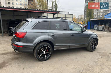 Внедорожник / Кроссовер Audi Q7 2012 в 