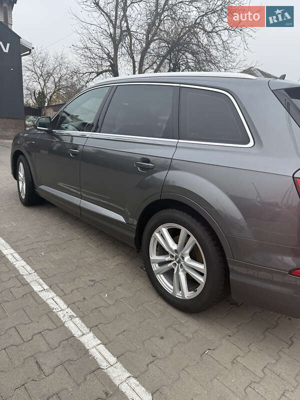 Внедорожник / Кроссовер Audi Q7 2016 в Броварах фото 3 Внедорожник / Кроссовер Audi Q7 2016 в Броварах