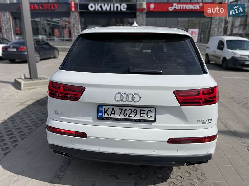 Внедорожник / Кроссовер Audi Q7 2018 в Киеве