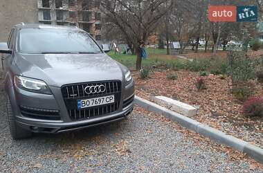 Позашляховик / Кросовер Audi Q7 2012 в 