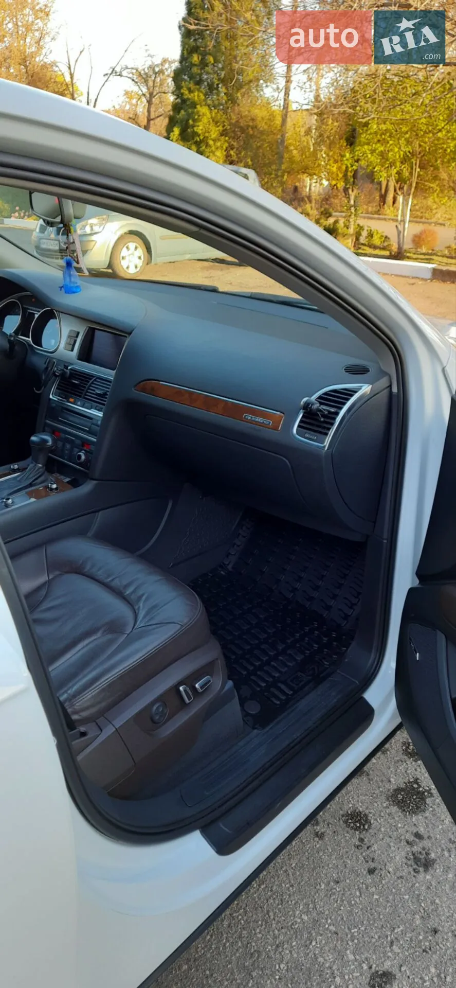 Audi Q7 2014 VIN WA1LGAFE4ED012373 фото оголошення 9 з 30
