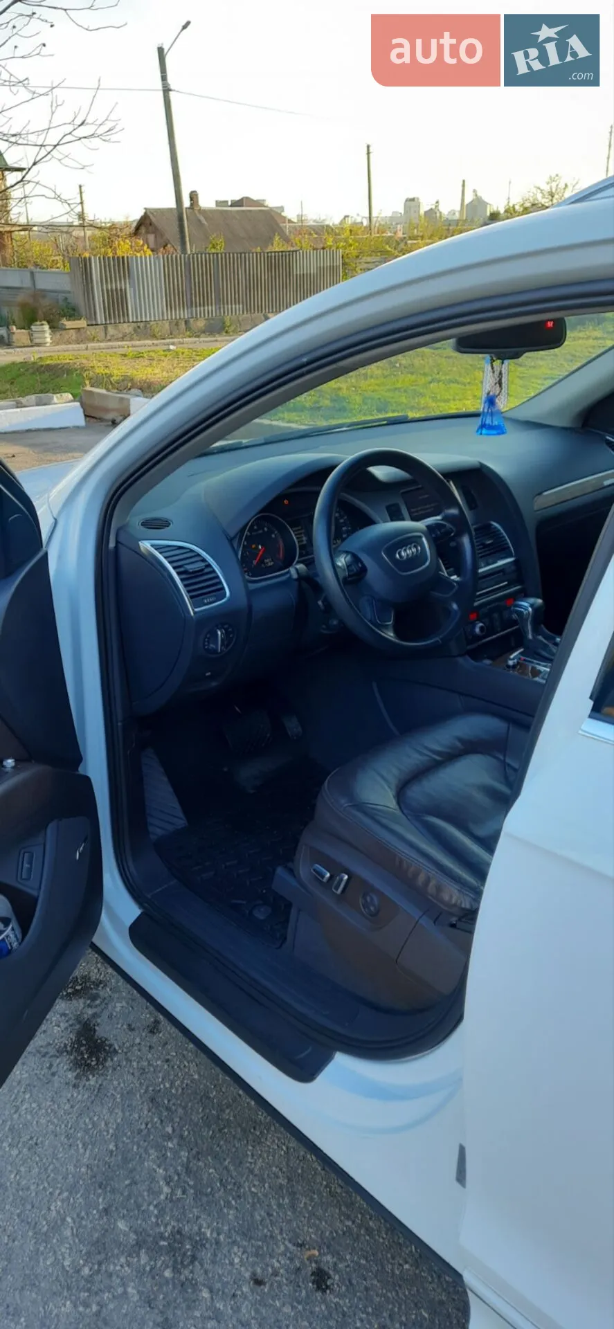 Audi Q7 2014 VIN WA1LGAFE4ED012373 фото оголошення 13 з 30