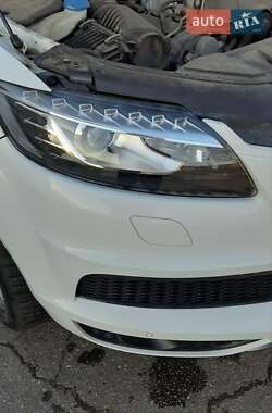 Внедорожник / Кроссовер Audi Q7 2014 в 